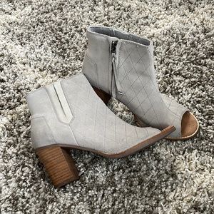 Open-toed wedge booties